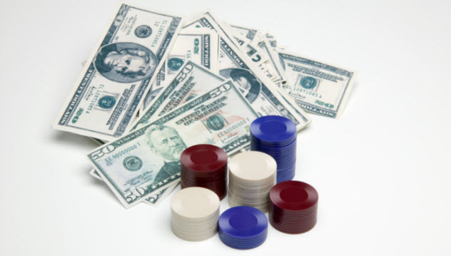 8-cash-chips-76800287
